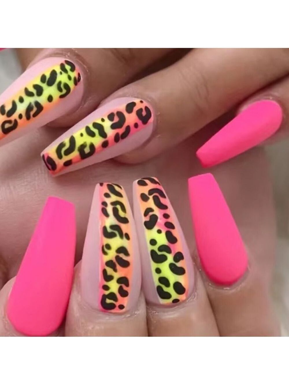 Wild Child Leopard - Nail Junkie - full artificial nail set